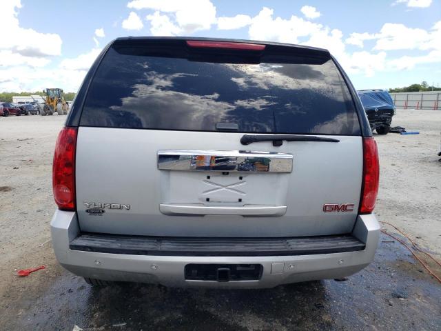  GMC YUKON 2013 Серебристый