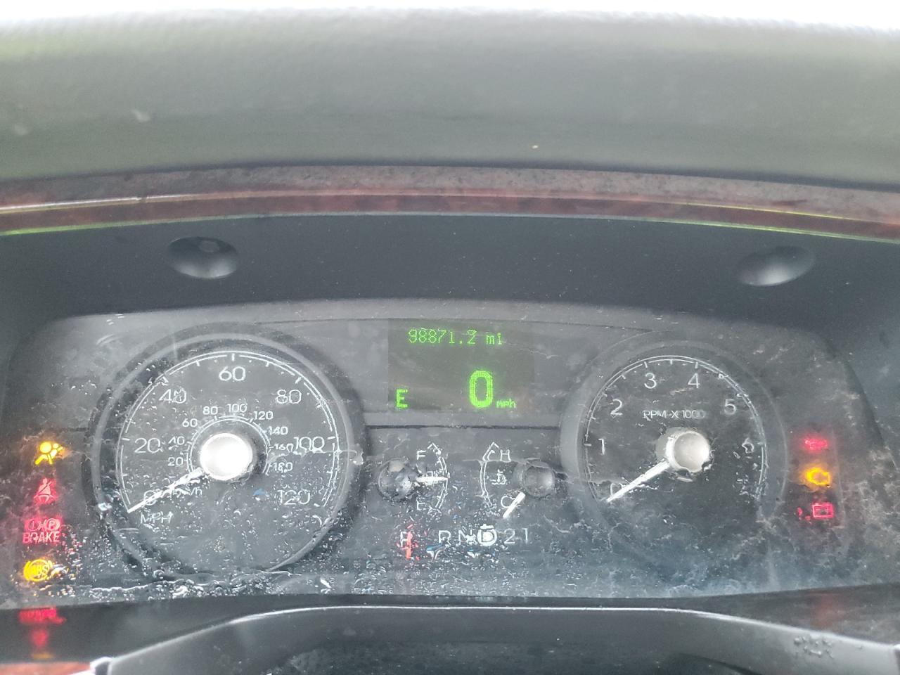 2010 Lincoln Town Car Signature Limited VIN: 2LNBL8CV2AX632079 Lot: 59309045