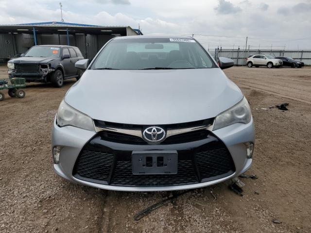 Седаны TOYOTA CAMRY 2017 Серебристый