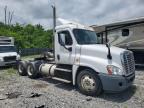 2012 Freightliner Cascadia 125 Semi Truck for Sale in Madisonville, TN - Minor Dent/Scratches