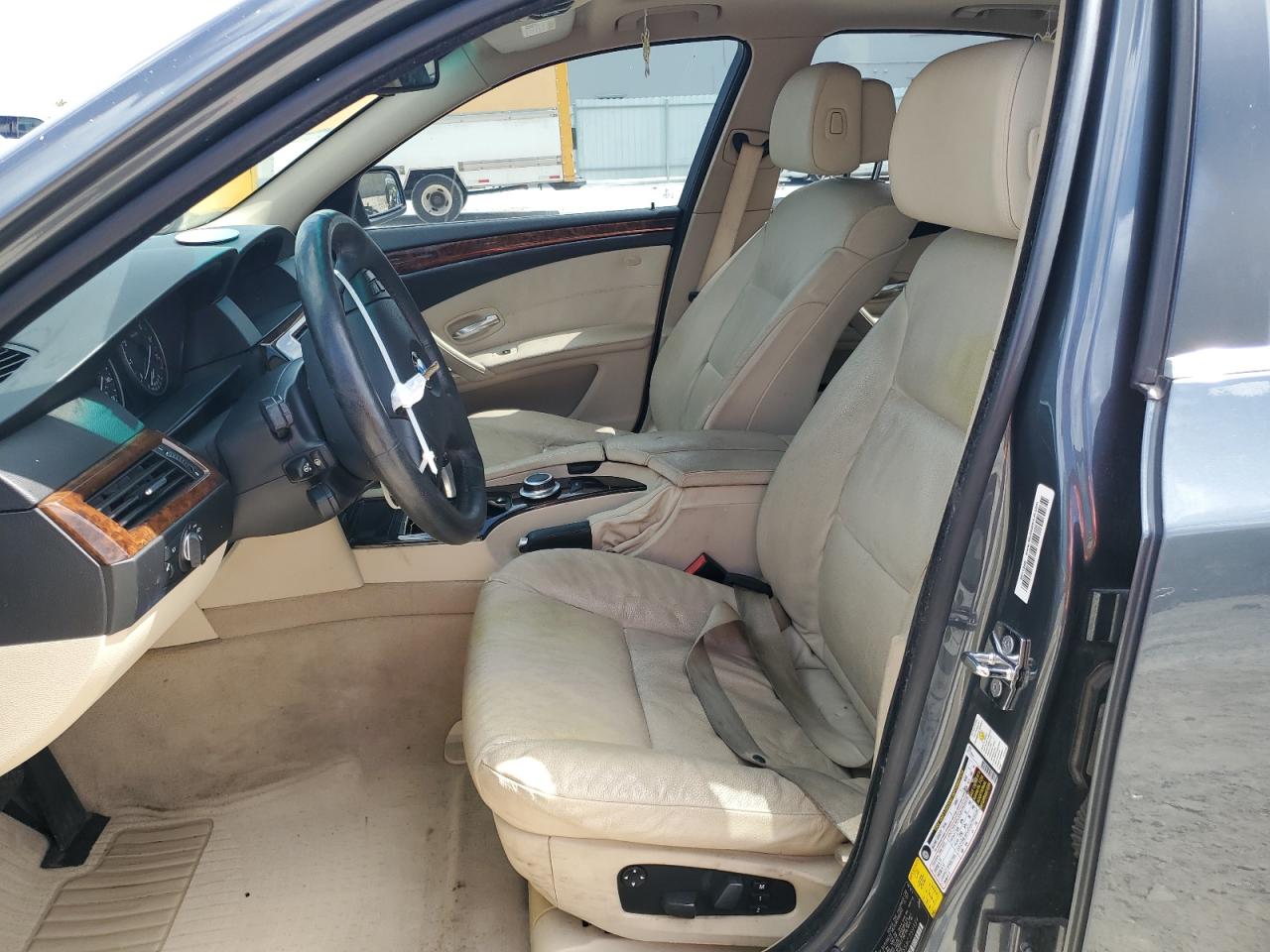 wbanv13558cz59339 WBANV13558CZ59339 2008 BMW 528 Xi