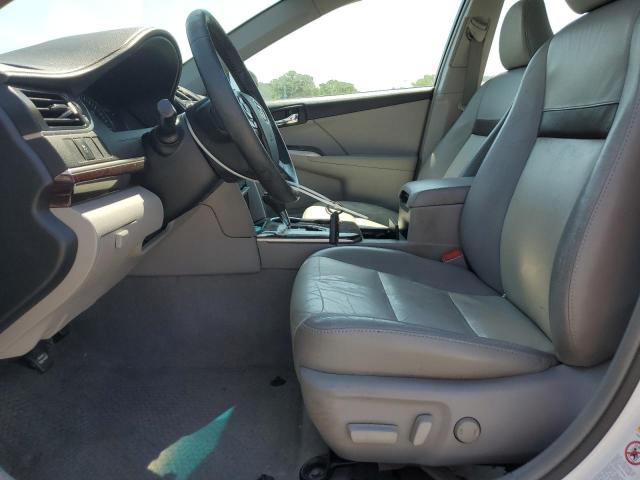 Sedans TOYOTA CAMRY 2012 White