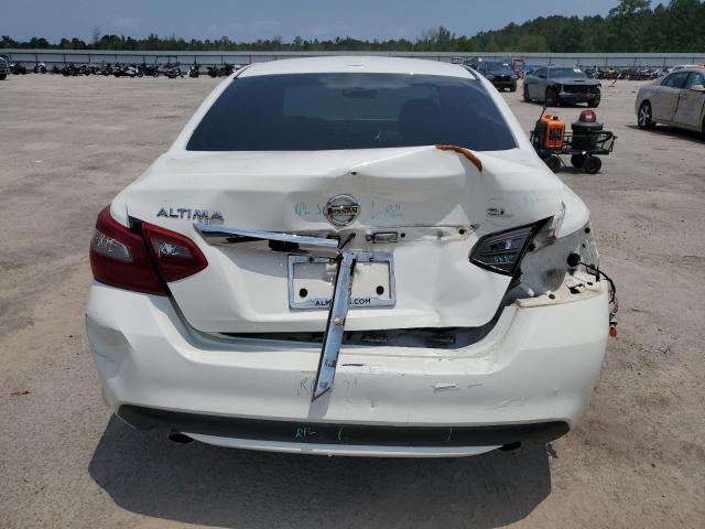  NISSAN ALTIMA 2018 Biały