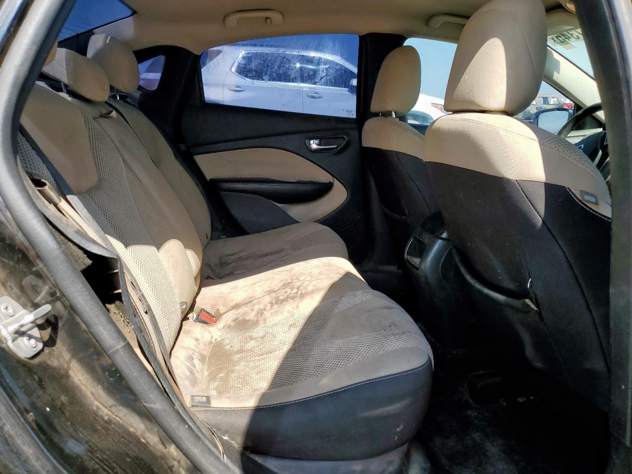 2015 Dodge Dart Sxt VIN: 1C3CDFBB7FD123027 Lot: 60217345
