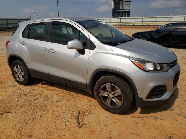  CHEVROLET TRAX 2017 Srebrny