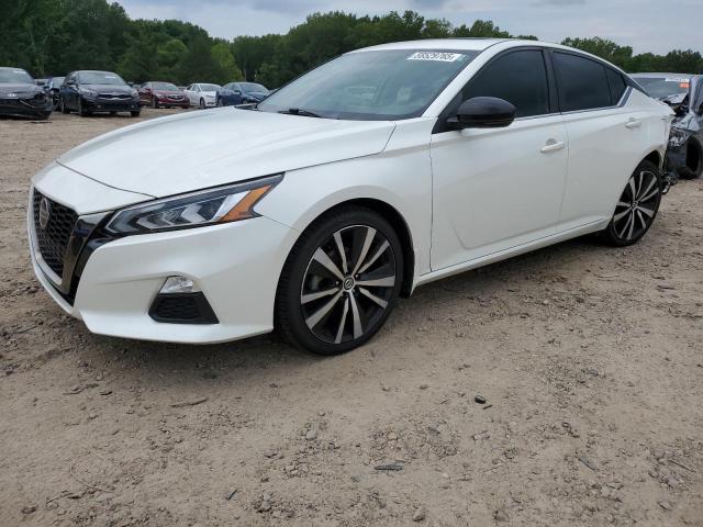 NISSAN ALTIMA 2019 Белы