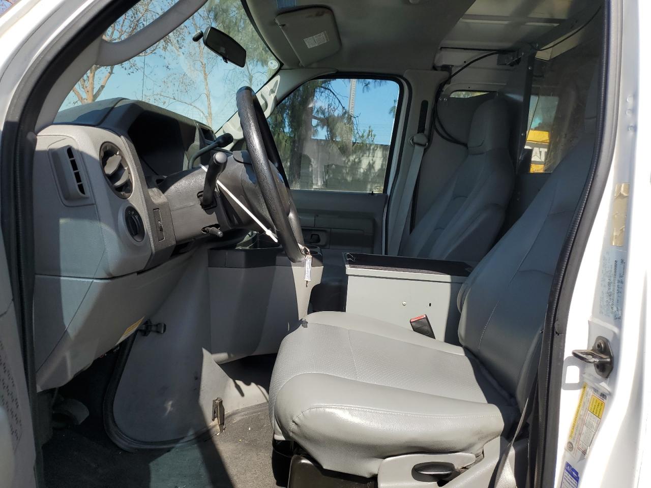 2010 Ford Econoline E250 Van VIN: 1FTNE2EL9ADA58995 Lot: 61048875