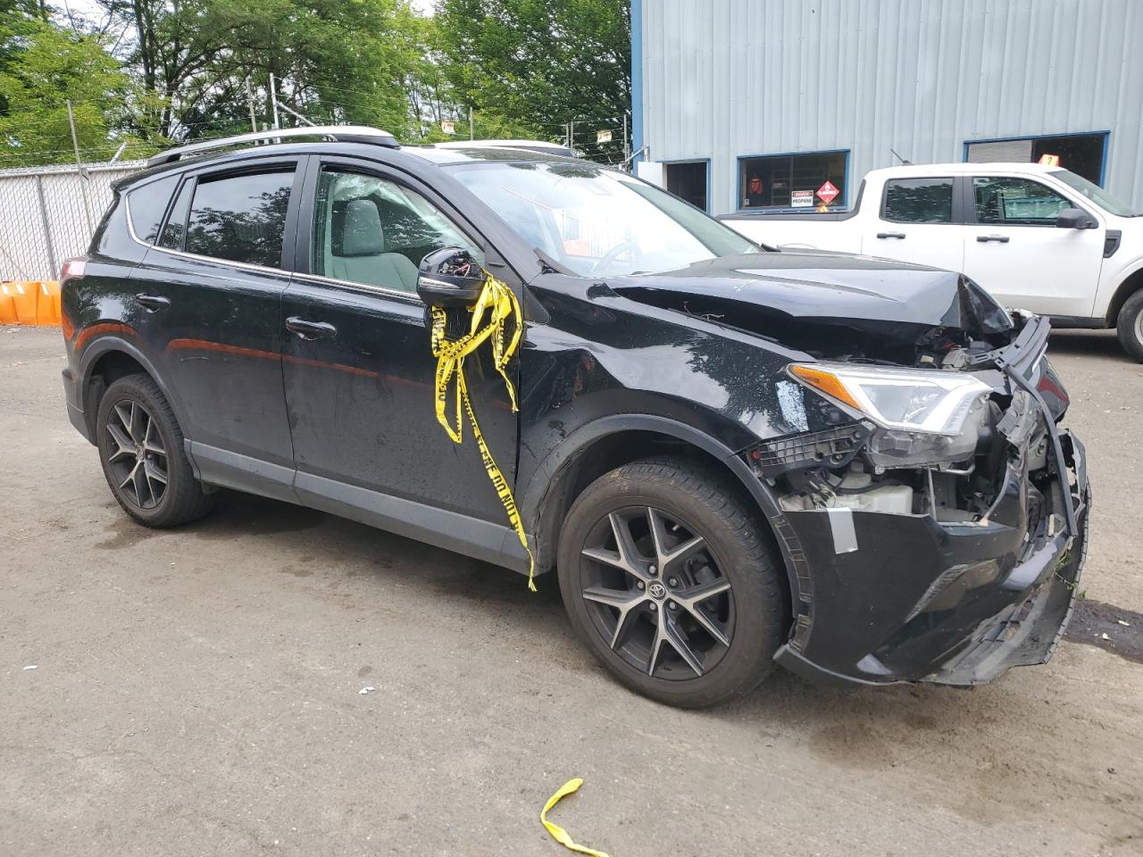 2018 Toyota Rav4 Adventure VIN: 2T3RFREV2JW744016 Lot: 60820185