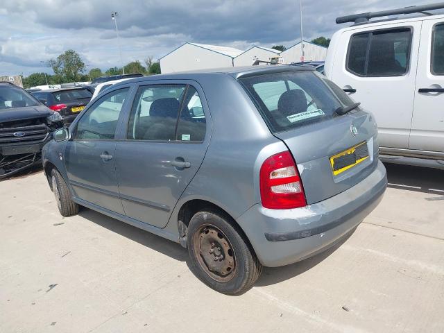 2004 SKODA FABIA COMF