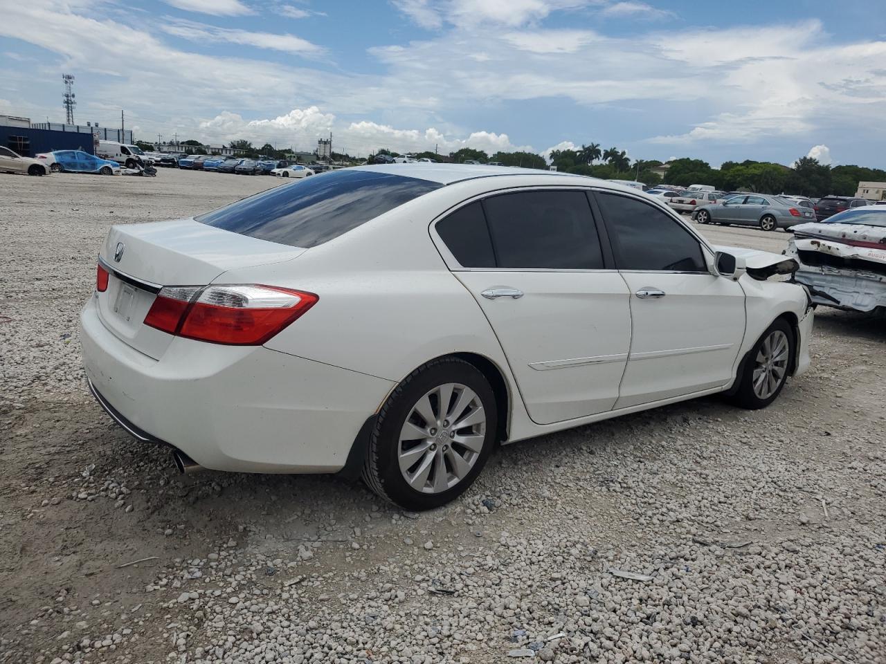 HONDA ACCORD 2013 VIN 1HGCR2F70DA044973 фото 3