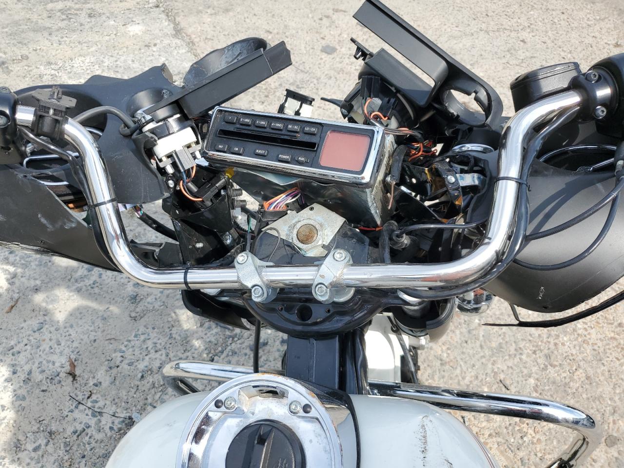 2004 Harley-Davidson Flhtcui Shrine VIN: 1HD1FLW124Y624764 Lot: 58928375
