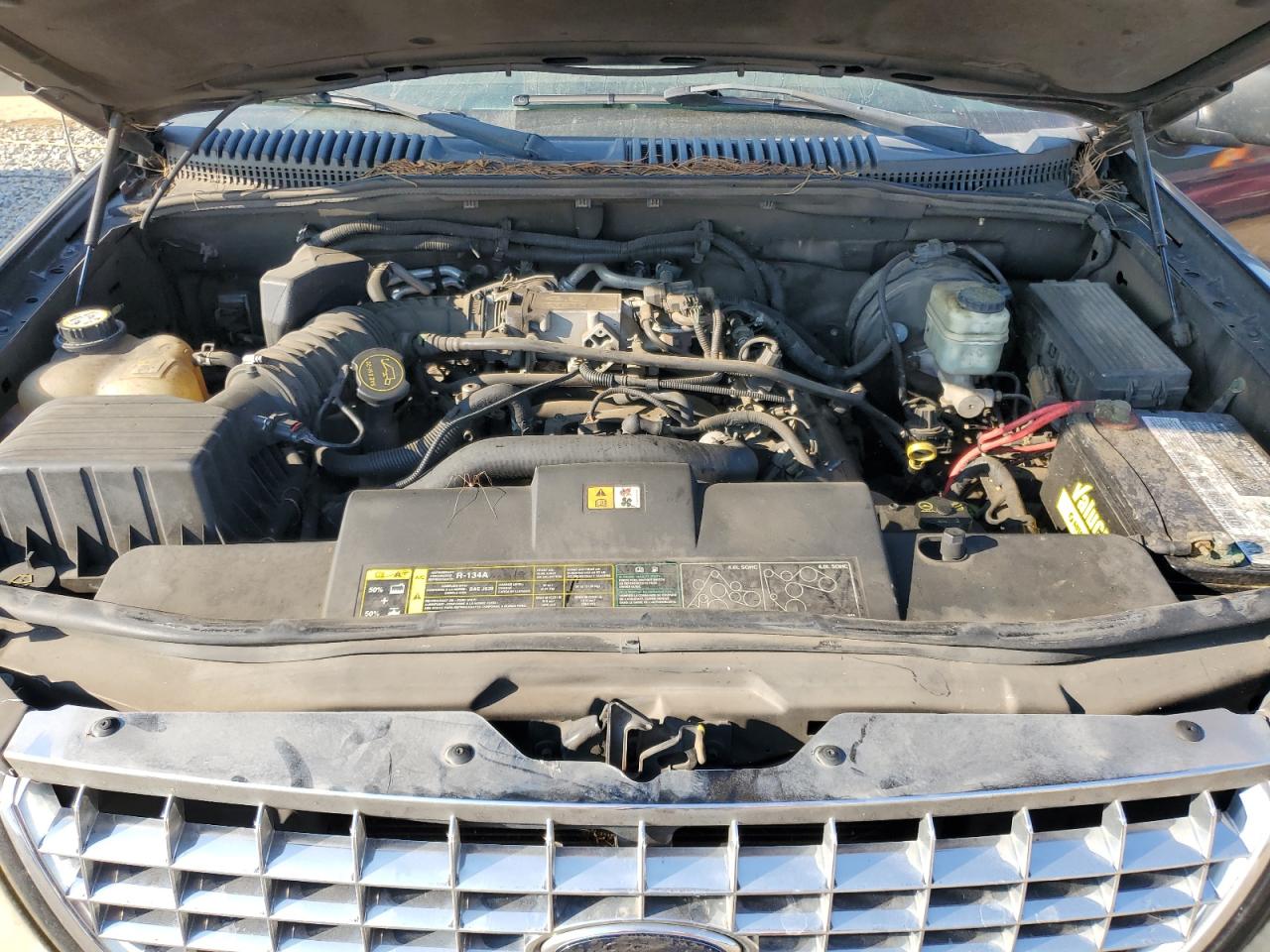 2004 Ford Explorer Xlt VIN: 1FMDU63W94UA01005 Lot: 62083795
