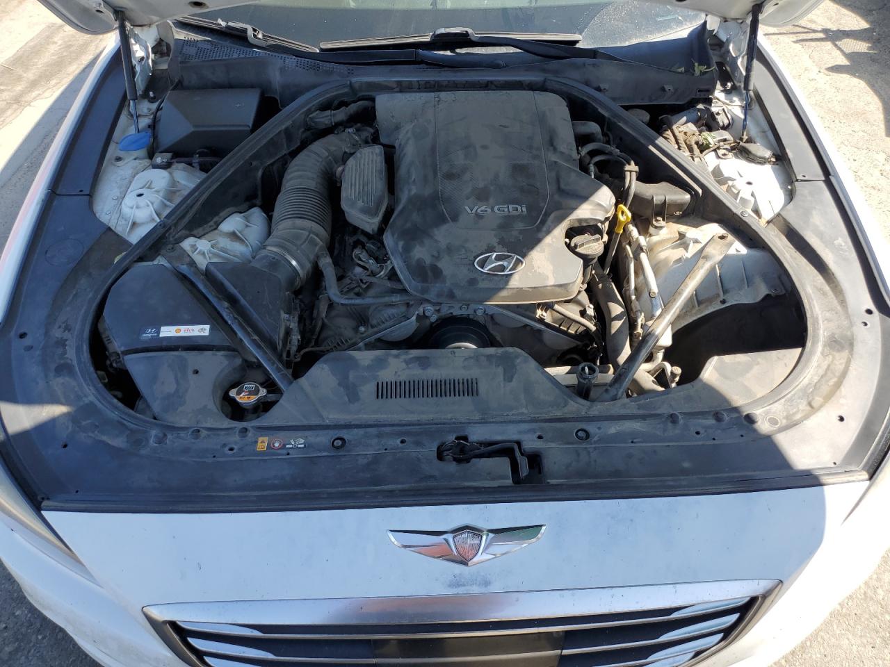 2015 Hyundai Genesis 3.8L VIN: KMHGN4JEXFU017015 Lot: 62529275