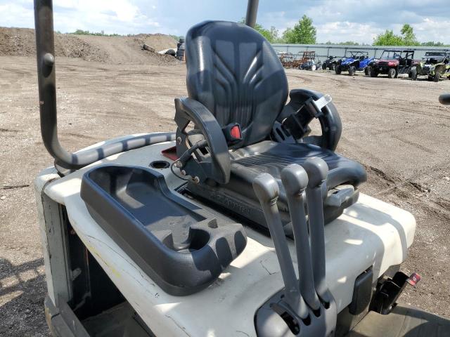  CROWN FORKLIFT 2014 Серый