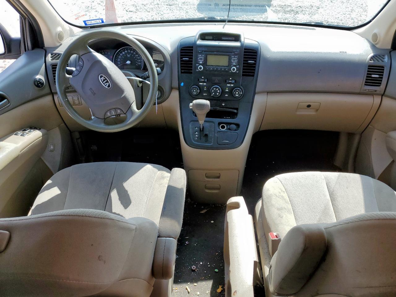 2011 Kia Sedona Lx VIN: KNDMG4C70B6375223 Lot: 61096755