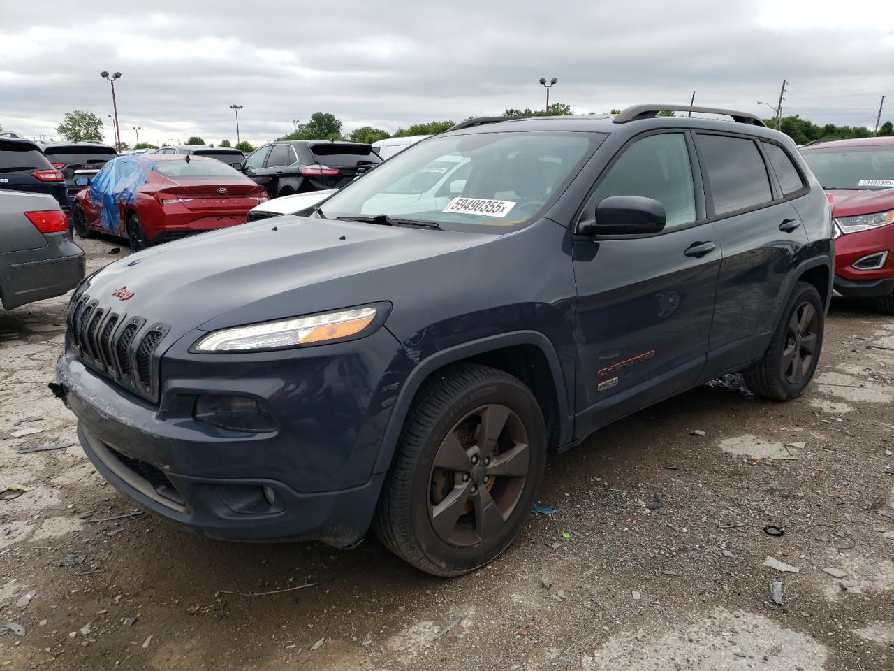 2016 Jeep Cherokee Latitude for Sale in Indianapolis, IN - Front End