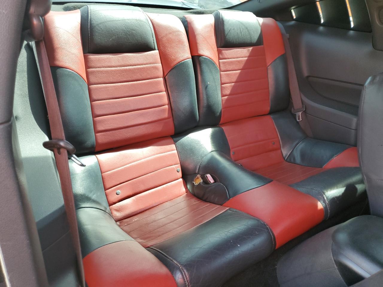 2005 Ford Mustang VIN: 1ZVFT80N055111232 Lot: 62728805