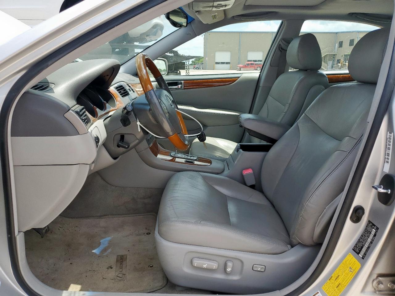 2005 Lexus Es 330 VIN: JTHBA30G055099139 Lot: 60498555