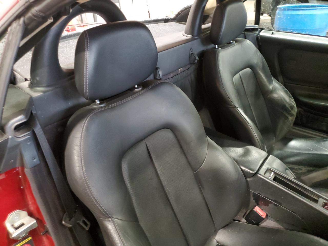2001 Mercedes-Benz Slk 320 VIN: WDBKK65F51F185744 Lot: 60072615