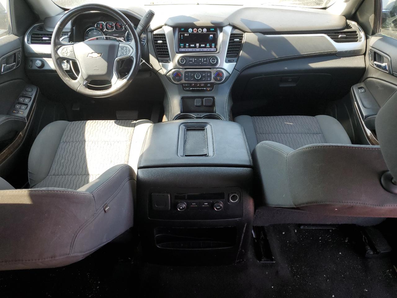 2018 Chevrolet Suburban C1500 Ls VIN: 1GNSCGKC1JR194249 Lot: 61763195