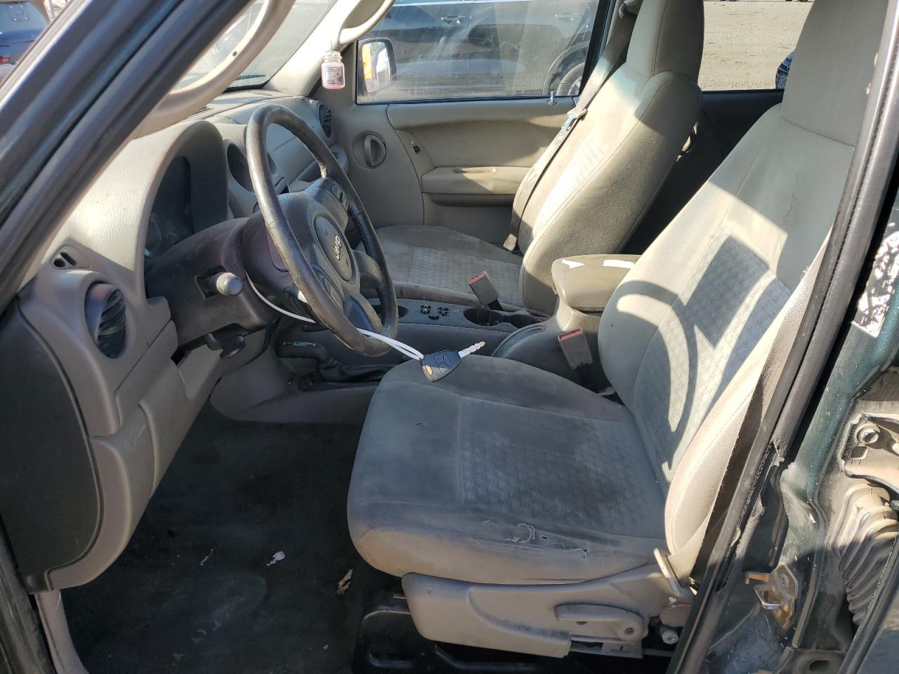 JEEP LIBERTY 2005 VIN 1J4GL48KX5W519705 zdjęcie 7