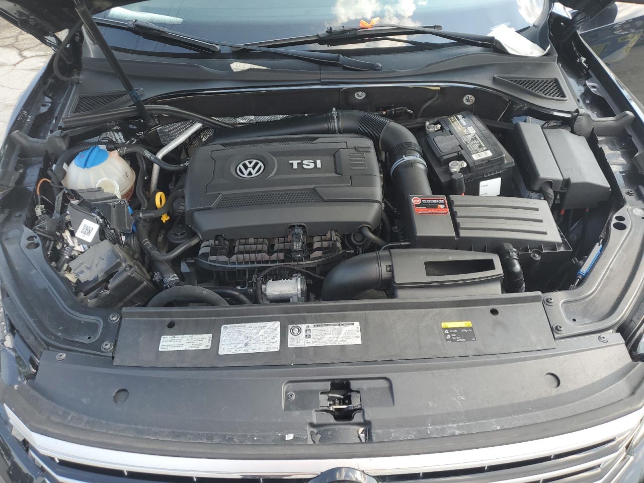 2017 Volkswagen Passat R-Line VIN: 1VWDT7A30HC049815 Lot: 62613945