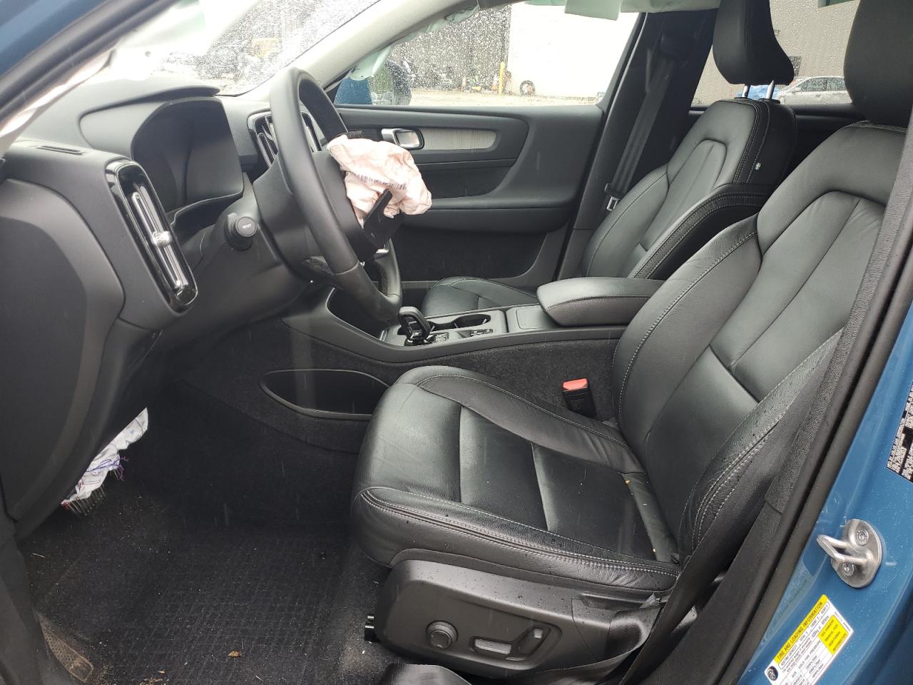 2023 Volvo Xc40 Core VIN: YV4L12UK7P2053842 Lot: 59940225
