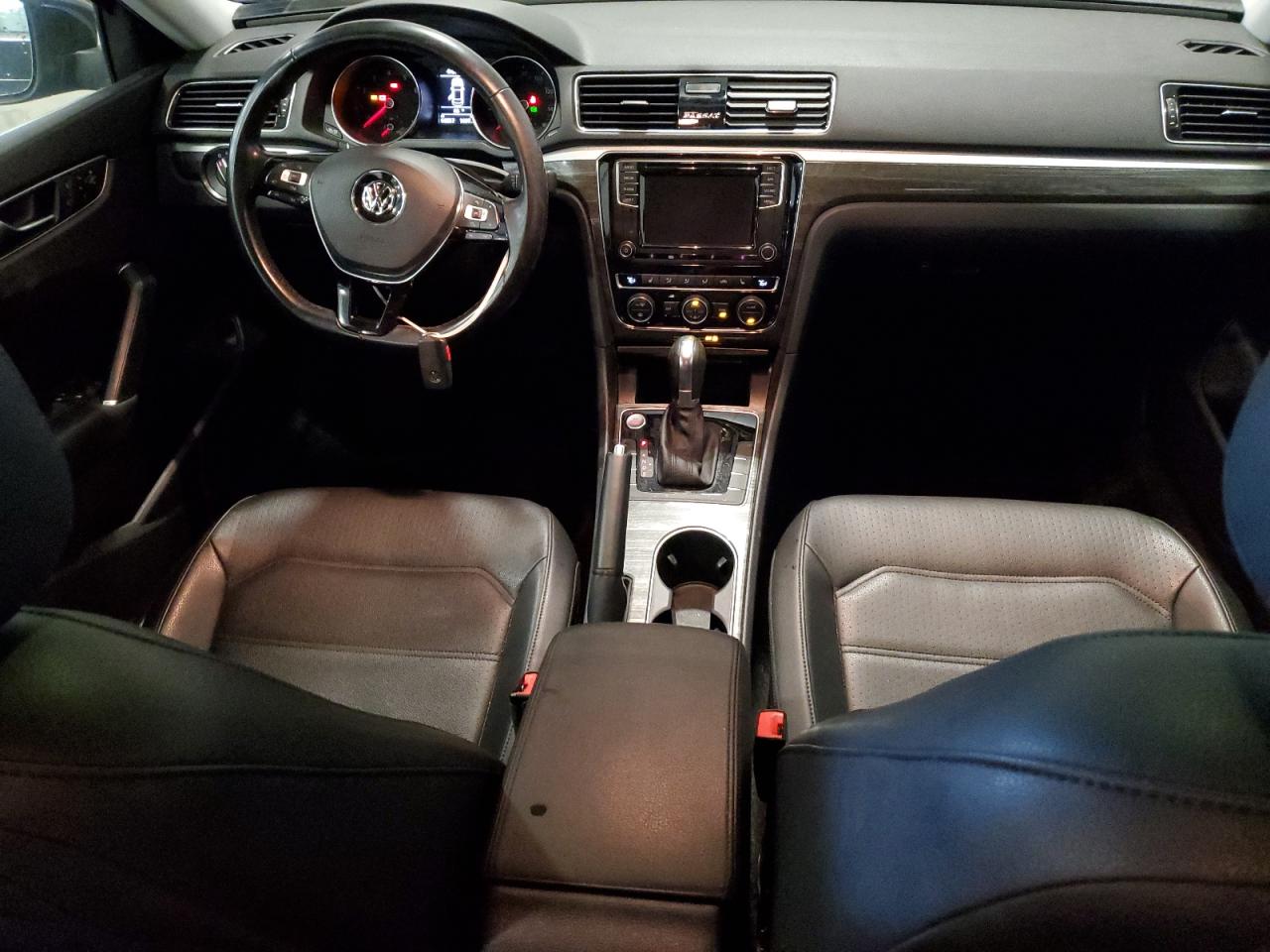 2018 Volkswagen Passat Se VIN: 1VWBA7A36JC008348 Lot: 62643775