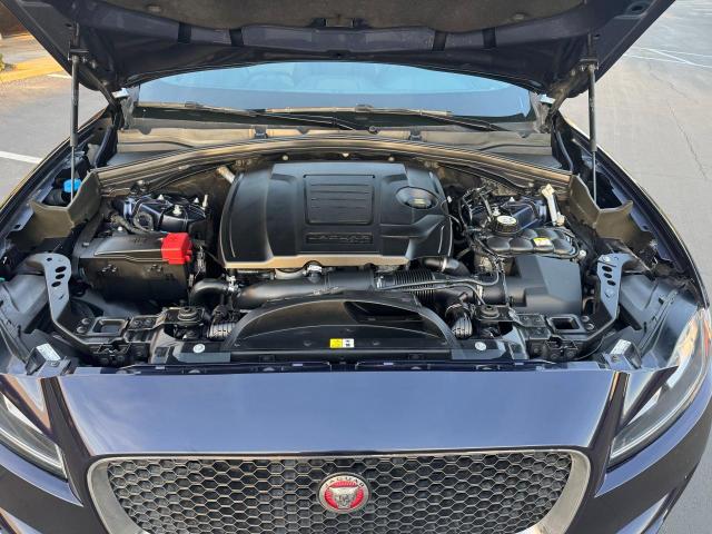  JAGUAR F-PACE 2018 Granatowy