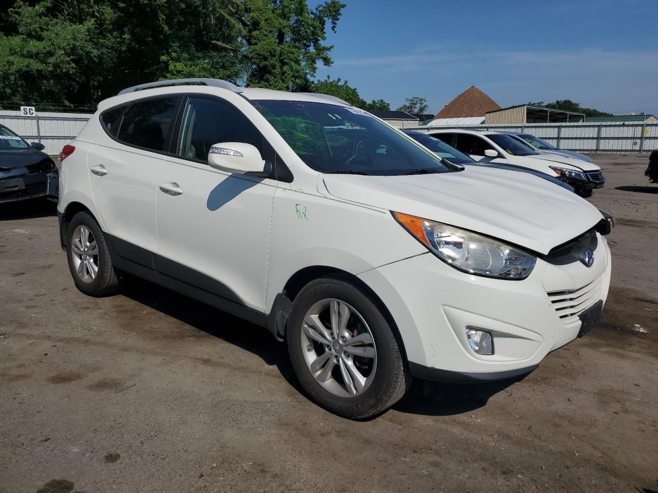 HYUNDAI TUCSON 2013 VIN KM8JU3AC0DU652016 фото 4