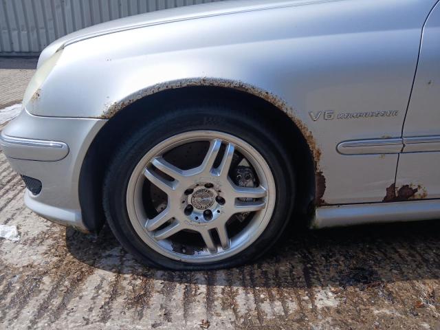 2001 MERCEDES BENZ C32 AMG