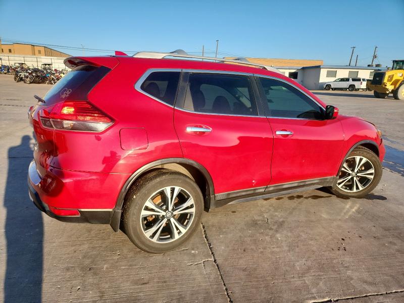  NISSAN ROGUE 2017 Red