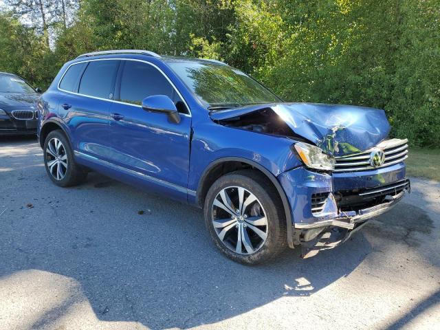  VOLKSWAGEN TOUAREG 2017 Granatowy