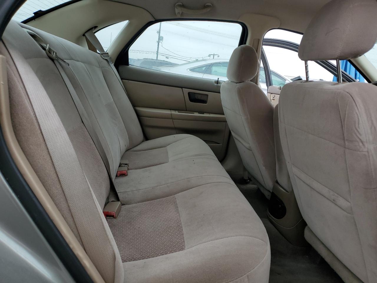 2004 Ford Taurus Lx VIN: 1FAFP52U74G124921 Lot: 61724495