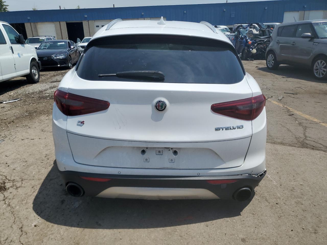 2018 Alfa Romeo Stelvio Ti VIN: ZASFAKBN3J7B78884 Lot: 62222635