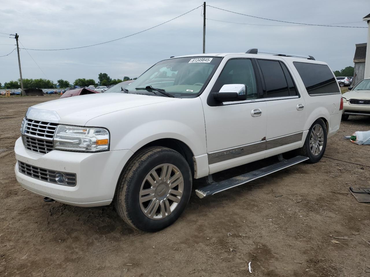 5LMJJ3J50BEJ08548 LINCOLN NAVIGATOR Photo 1