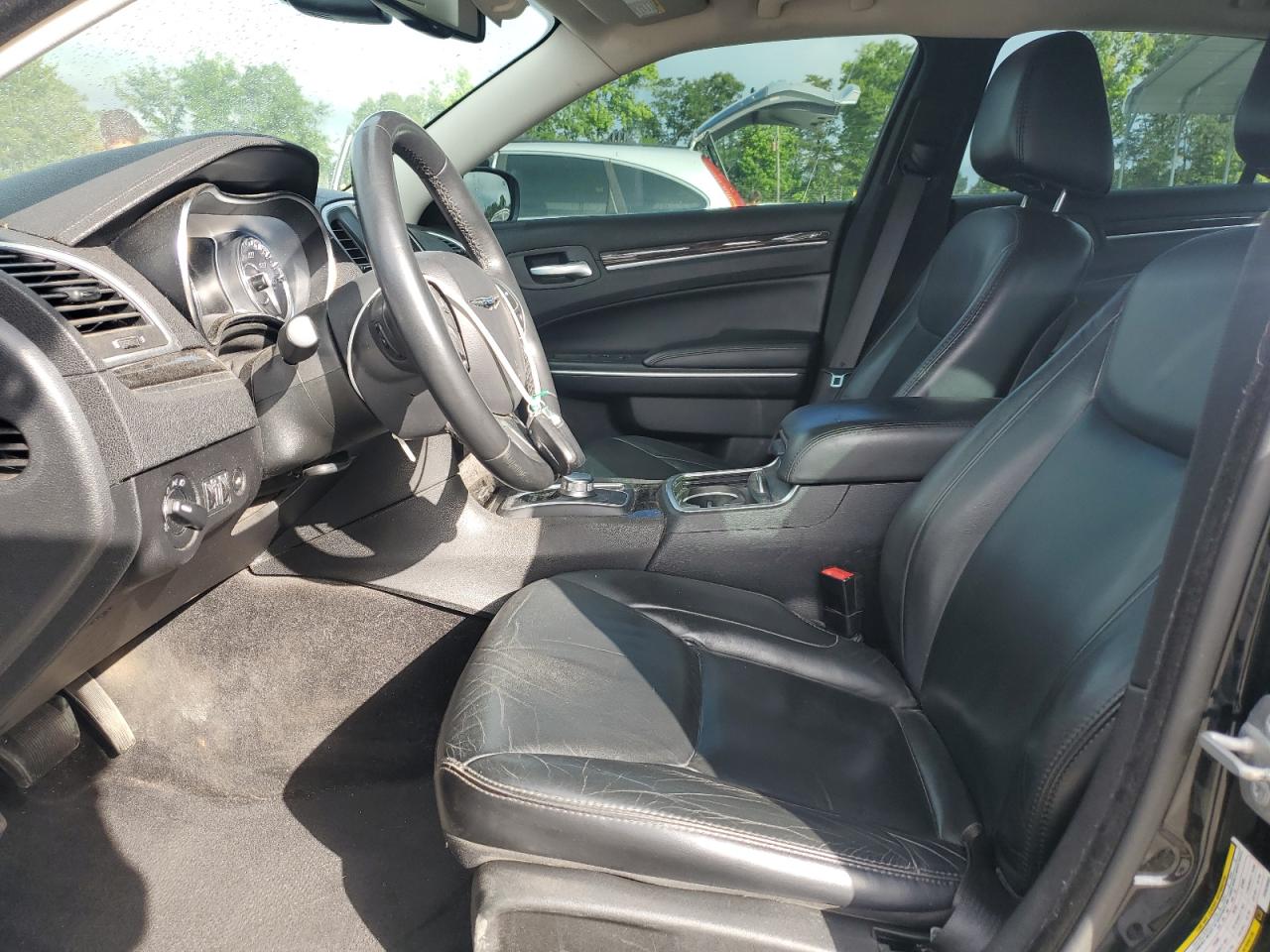 2015 Chrysler 300 Limited VIN: 2C3CCAAG6FH920603 Lot: 61218455