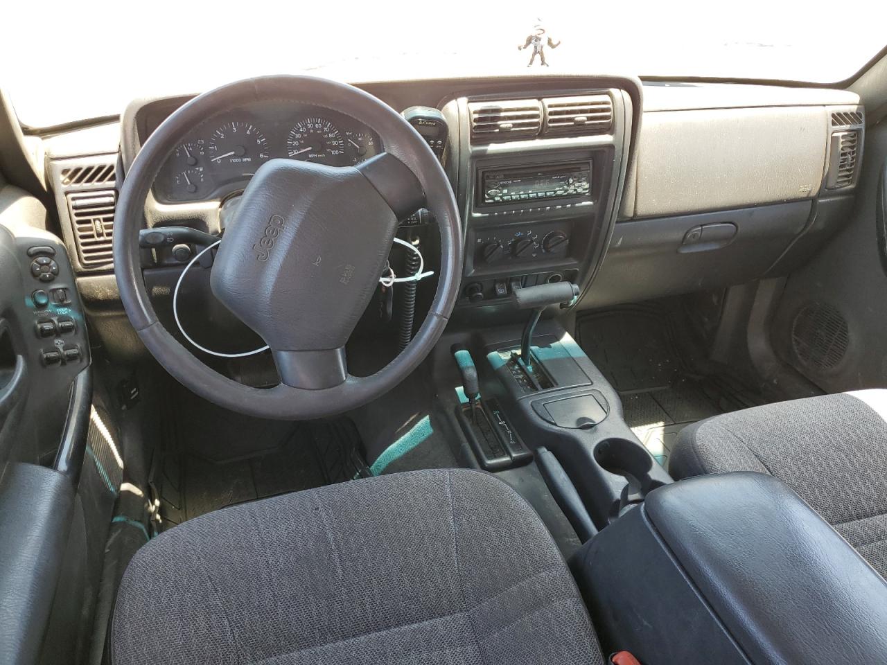 2000 Jeep Cherokee Sport VIN: 1J4FF48S6YL136689 Lot: 62316245