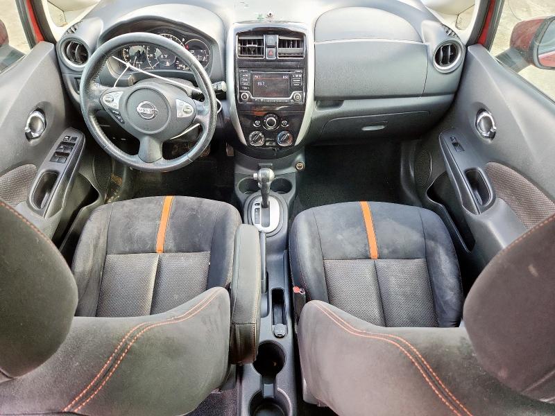  NISSAN VERSA 2017 Красный