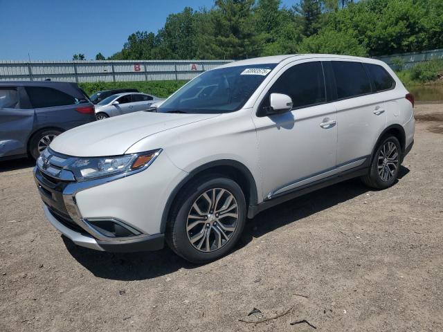 Parquets MITSUBISHI OUTLANDER 2016 Biały