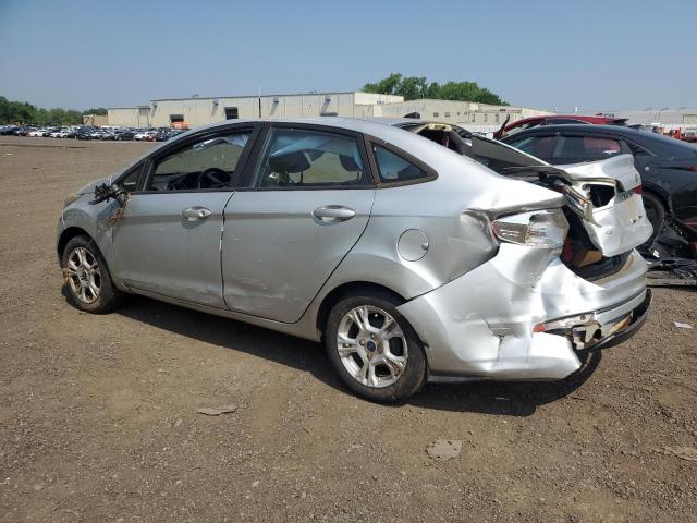  FORD FIESTA 2015 Серебристый