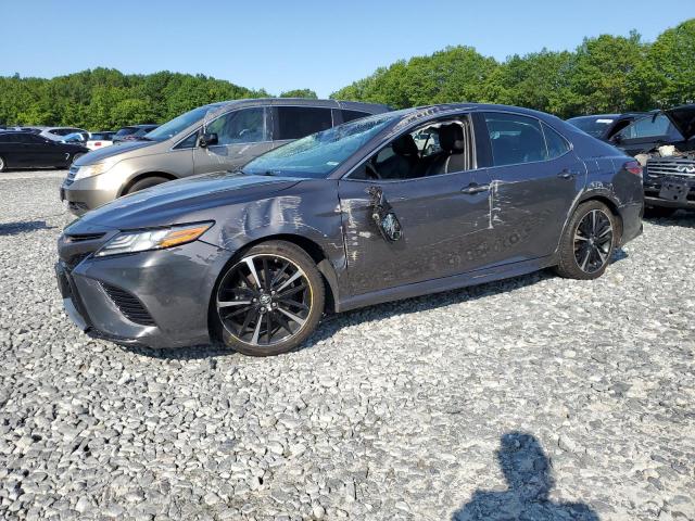  TOYOTA CAMRY 2018 Серый