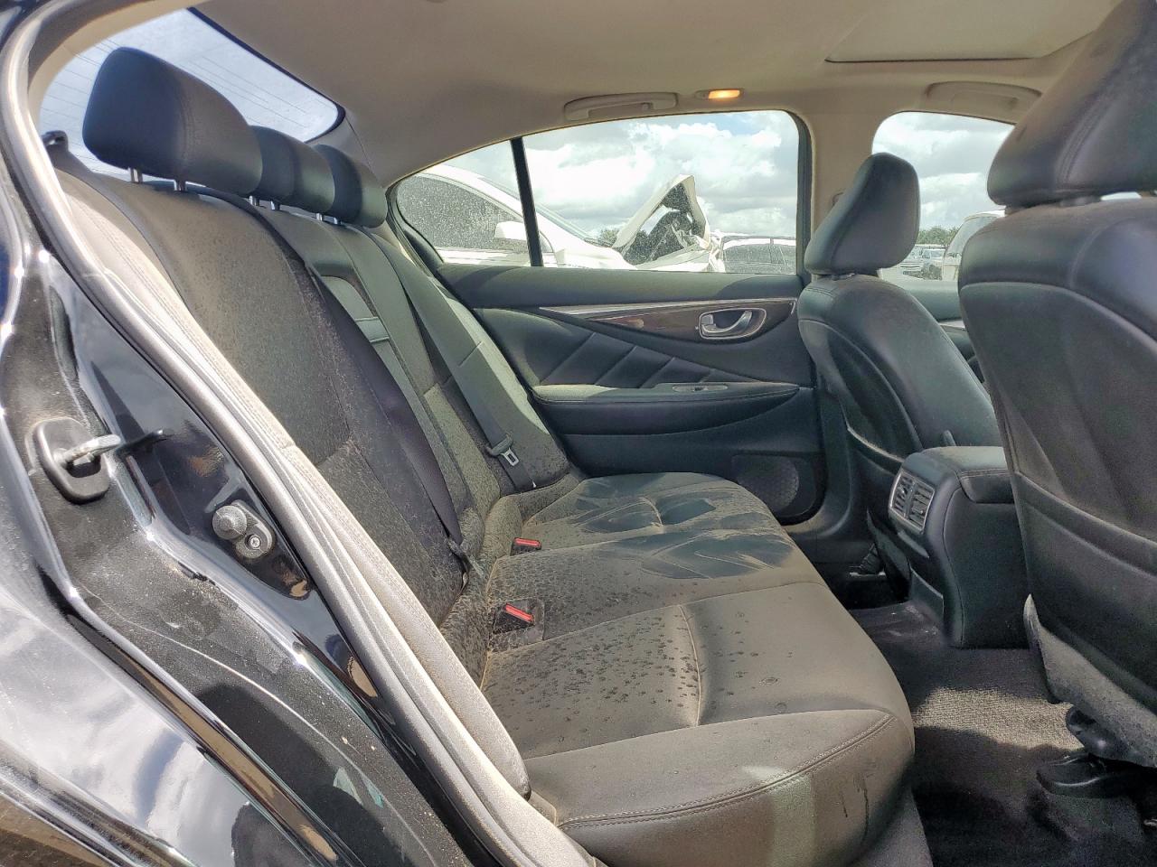 2018 Infiniti Q50 Luxe VIN: JN1EV7AR0JM444361 Lot: 62164605