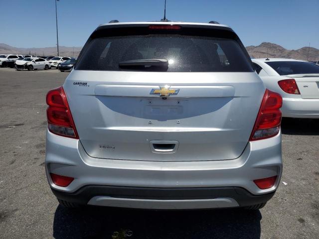  CHEVROLET TRAX 2021 Srebrny