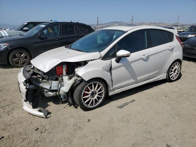  FORD FIESTA 2016 Белы