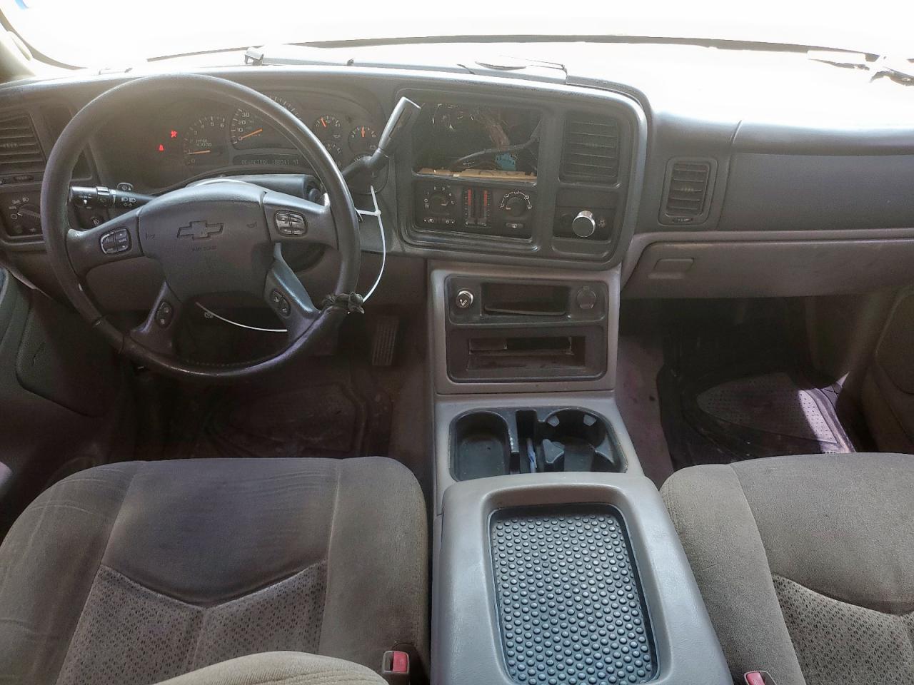 2005 Chevrolet Suburban C1500 VIN: 3GNEC16Z95G257855 Lot: 61812335