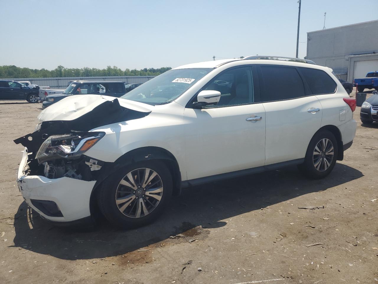 NISSAN PATHFINDER 2017 VIN 5N1DR2MM8HC655528