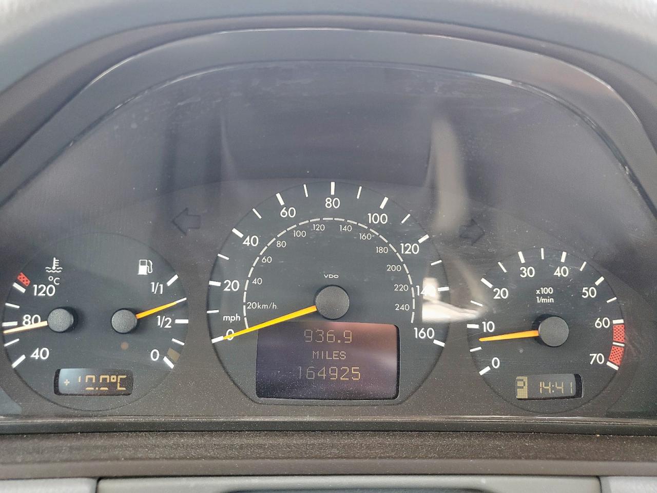 2001 Mercedes-Benz E 430 VIN: WDBJF70J21B298026 Lot: 62411025