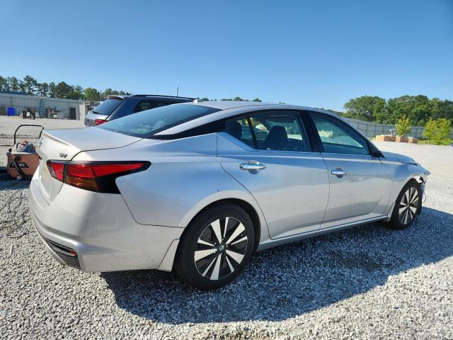  NISSAN ALTIMA 2019 Серебристый