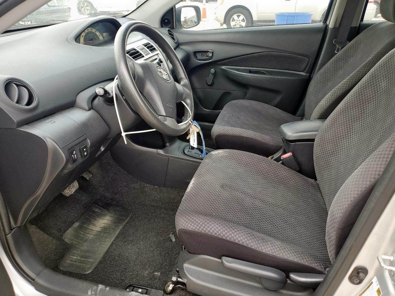 2008 Toyota Yaris VIN: JTDBT923781218714 Lot: 62385315